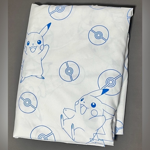 Northwest Pokémon Pikachu & Poke Ball Print White Twin Flat Sheet - Picture 1 of 8